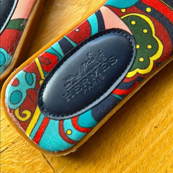 Colorful H Cut Paisley Slip-On Sandals Women’s size 37/6.5 - Picture 5 of 11